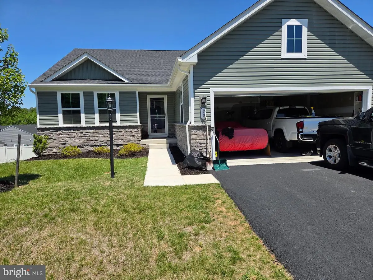 90 Sutherland Way, Martinsburg, WV 25405 - #1
