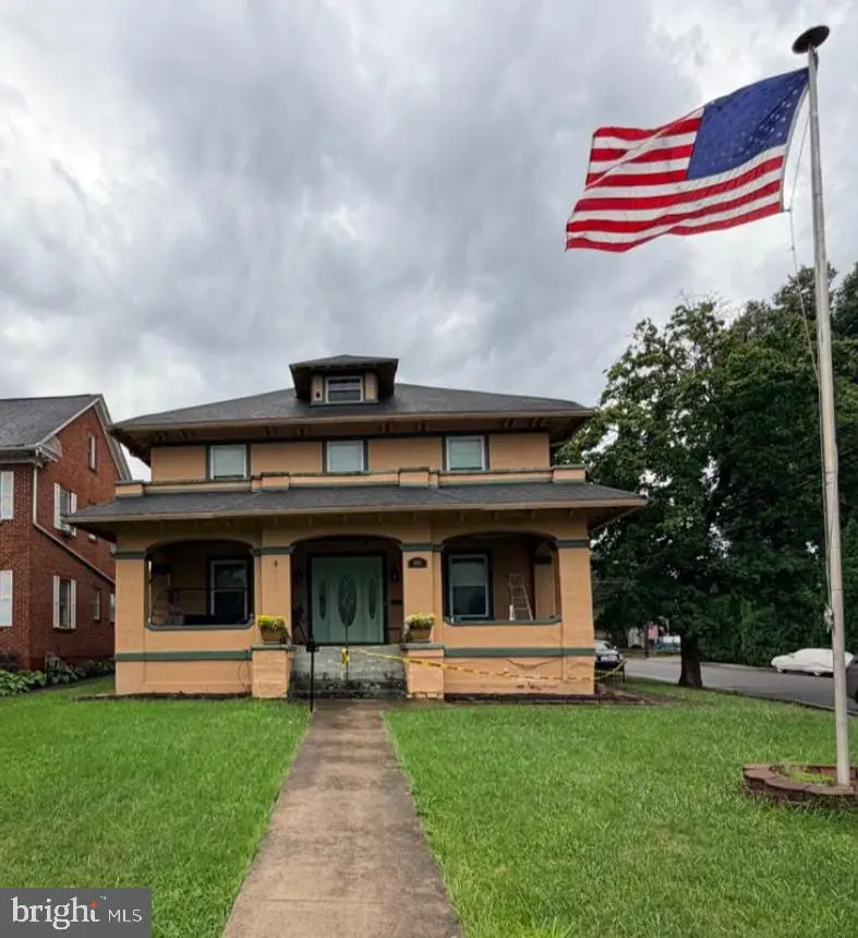 1025 W King St, Martinsburg, WV 25401 - #1