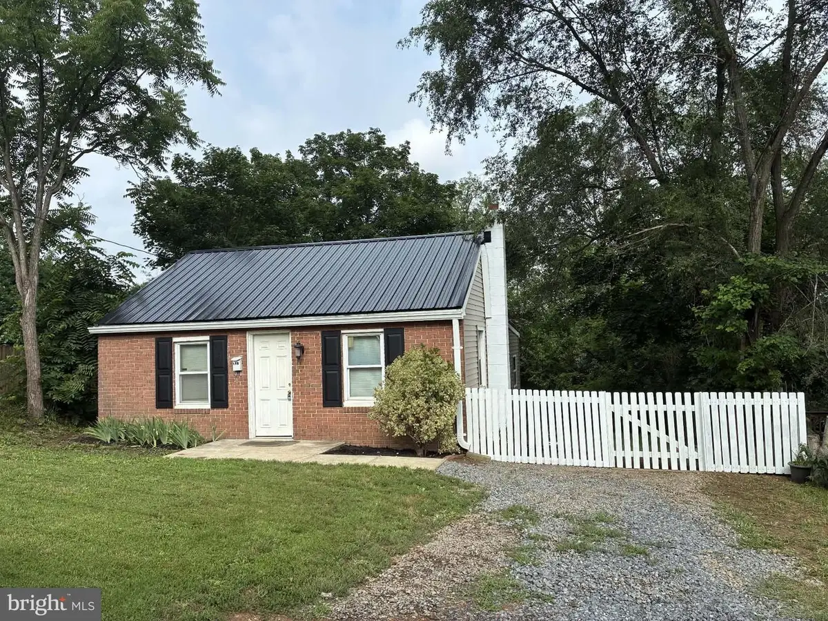 117 Walnut St, Martinsburg, WV 25401 - #1