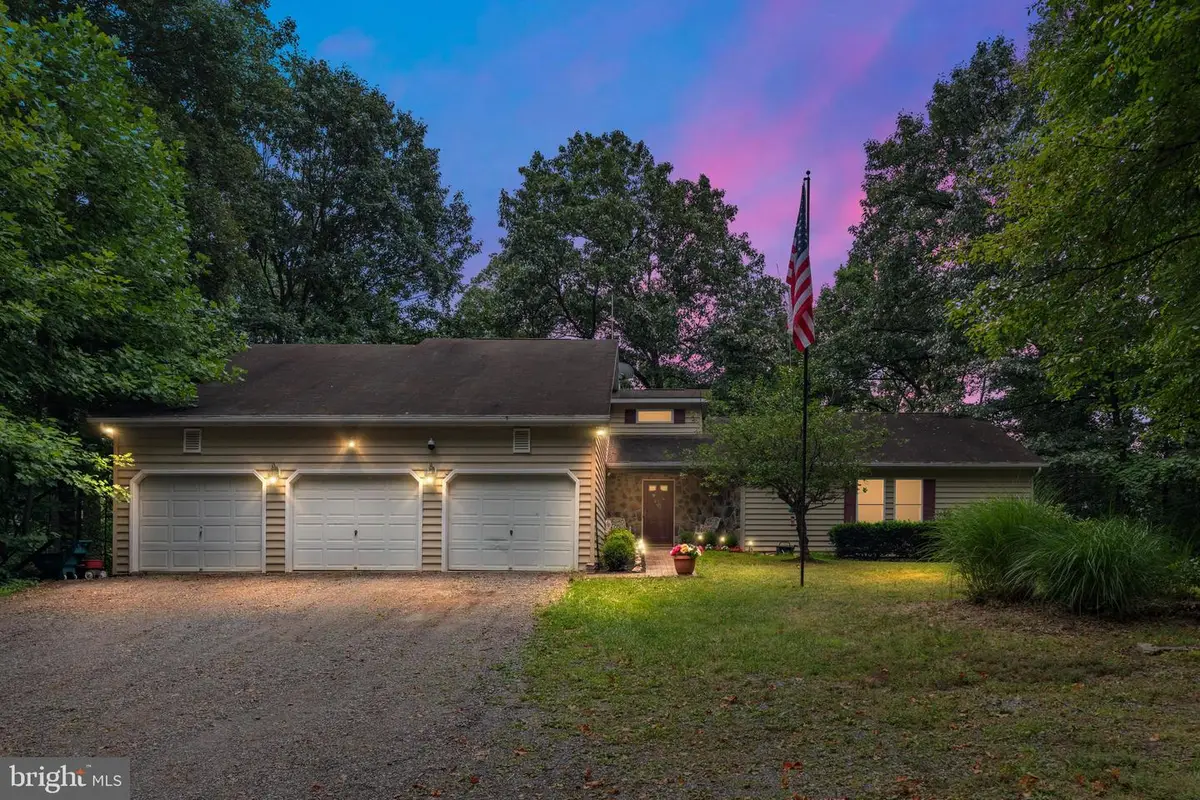 695 Vulpine Dr, Gerrardstown, WV 25420 - #1