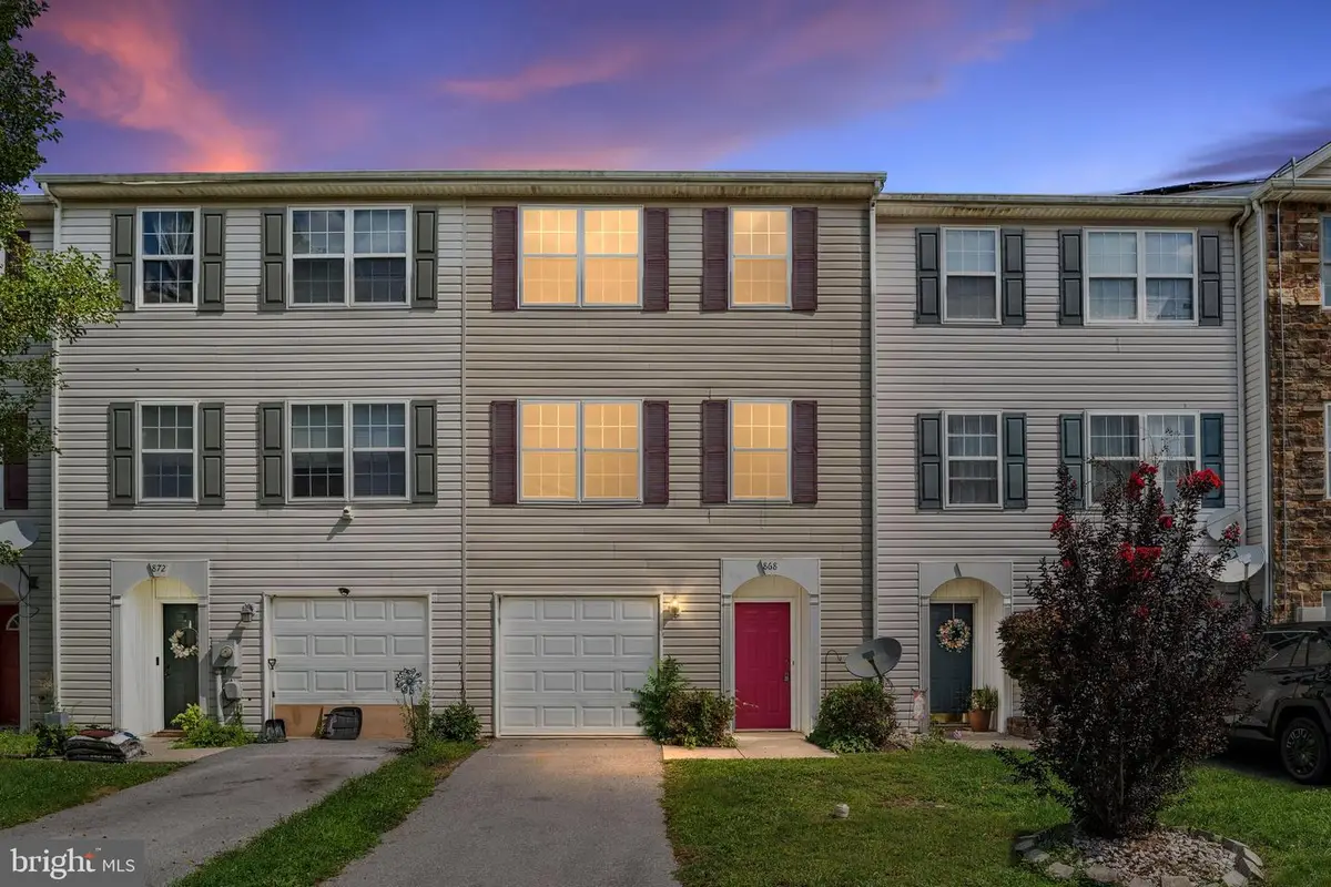 868 Aztec Dr, Martinsburg, WV 25405 - #1