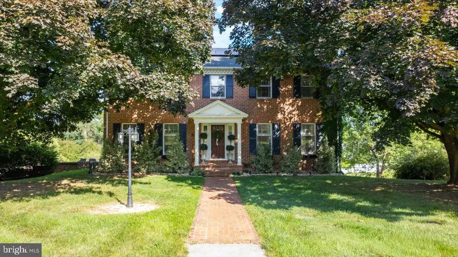 305 N Red Hill Rd, Martinsburg, WV 25401 - #2
