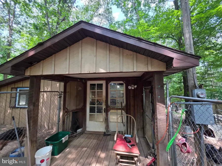 299 Getaway Rd, Hedgesville, WV 25427 - #2
