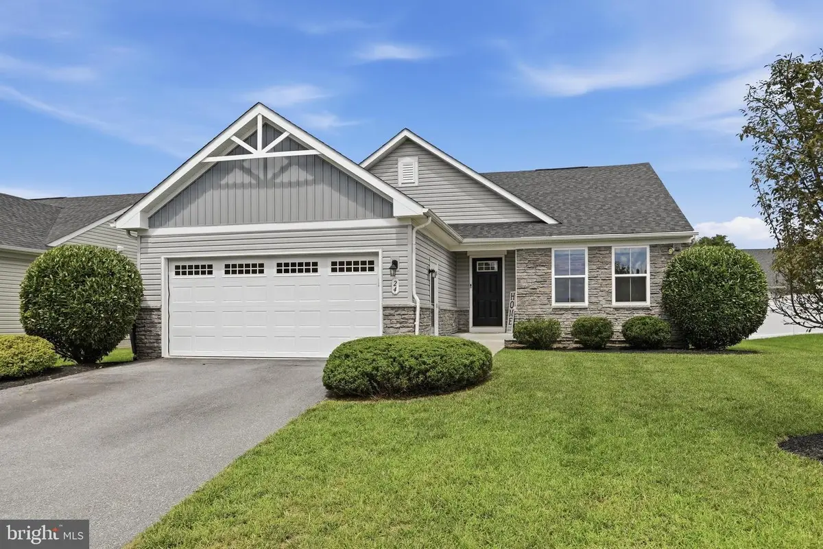 24 Ethan Cir, Martinsburg, WV 25403 - #1
