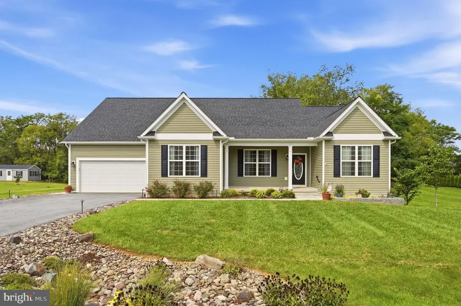 260 Stormfield Dr E, Martinsburg, WV 25404 - #2