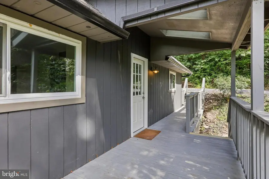 1019 Glenwood Ln, Gerrardstown, WV 25420 - #3