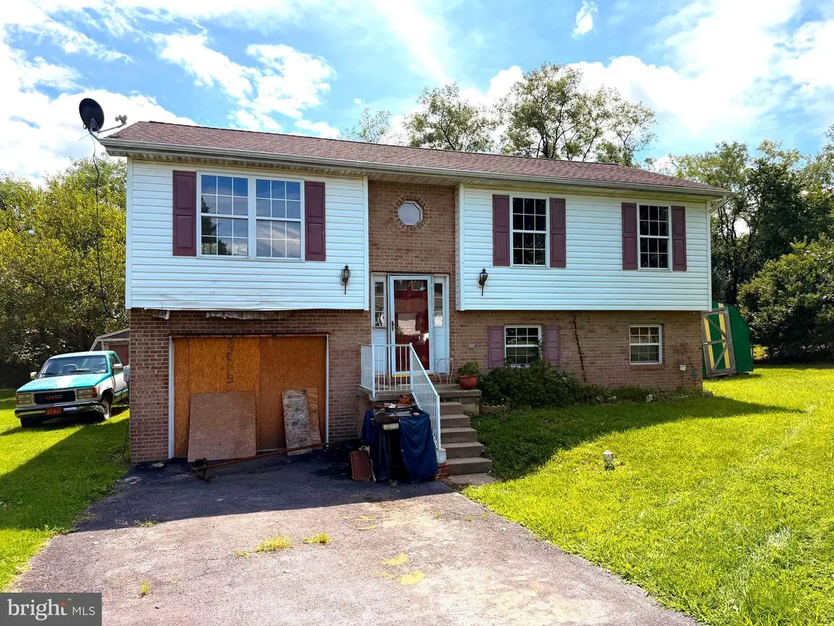 104 Arbutus Ln, Martinsburg, WV 25405 - #1