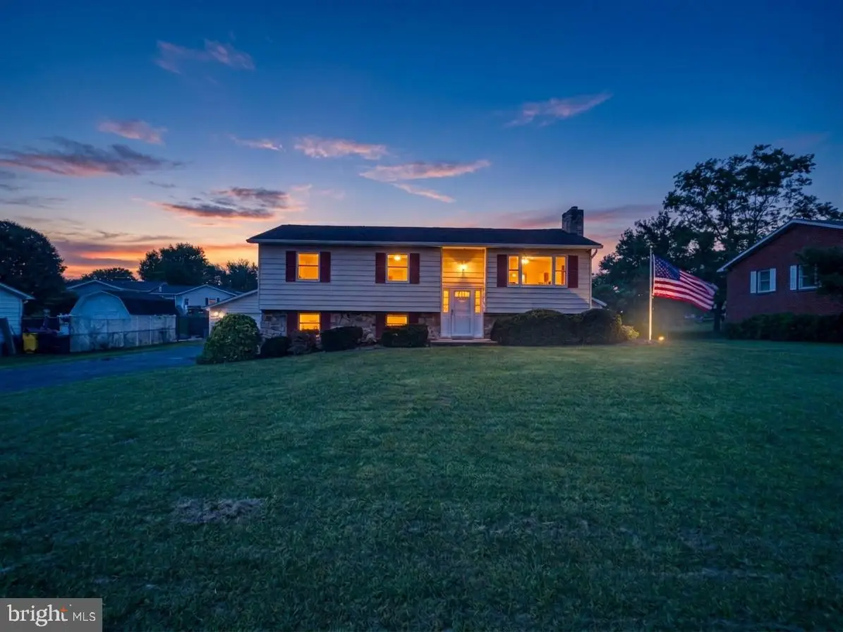 168 Clifford Dr, Martinsburg, WV 25404 - #1