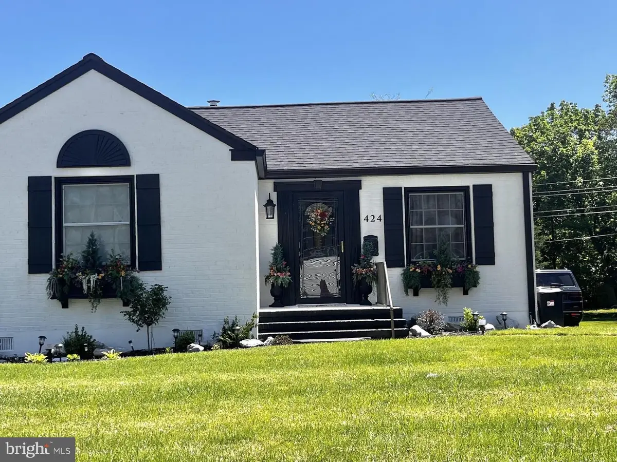 424 S Tennessee Ave, Martinsburg, WV 25401 - #1