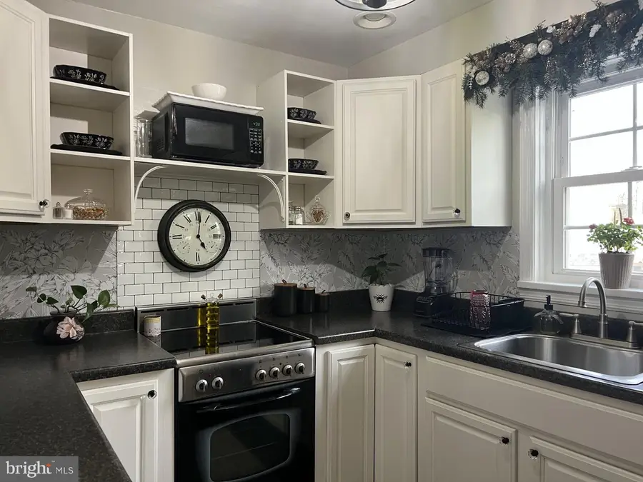 424 S Tennessee Ave, Martinsburg, WV 25401 - #2