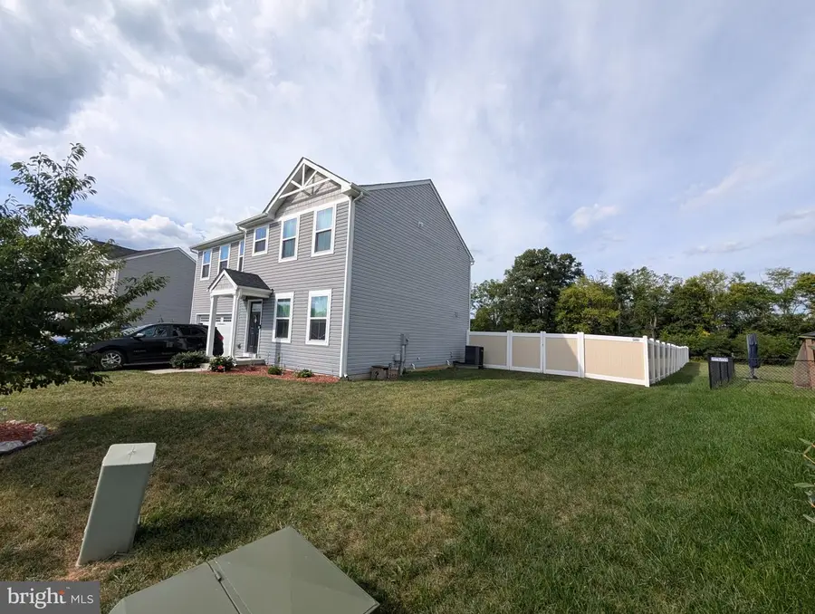 132 Switchgrass Ct, Bunker Hill, WV 25413 - #2