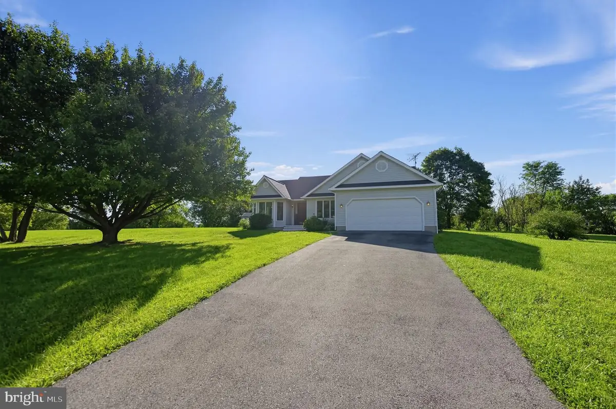 127 Monarch Ct, Martinsburg, WV 25403 - #1