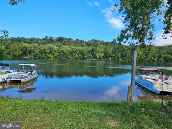 Block 139 Lot 100 Boo Boo Blvd, FALLING WATERS, WV 25419