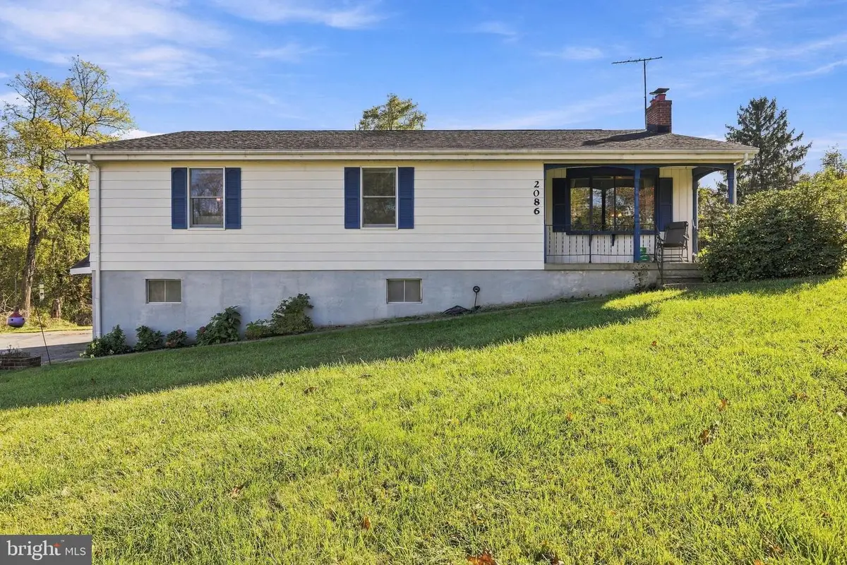 2086 Eagle School Rd, Martinsburg, WV 25404 - #1