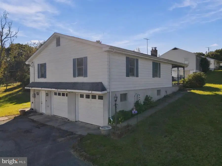 2086 Eagle School Rd, Martinsburg, WV 25404 - #3