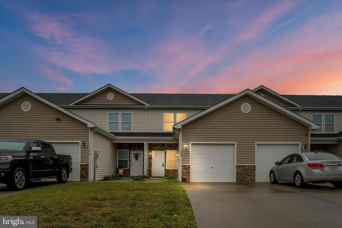 183 Continental Dr, Bunker Hill, WV 25413 - #1