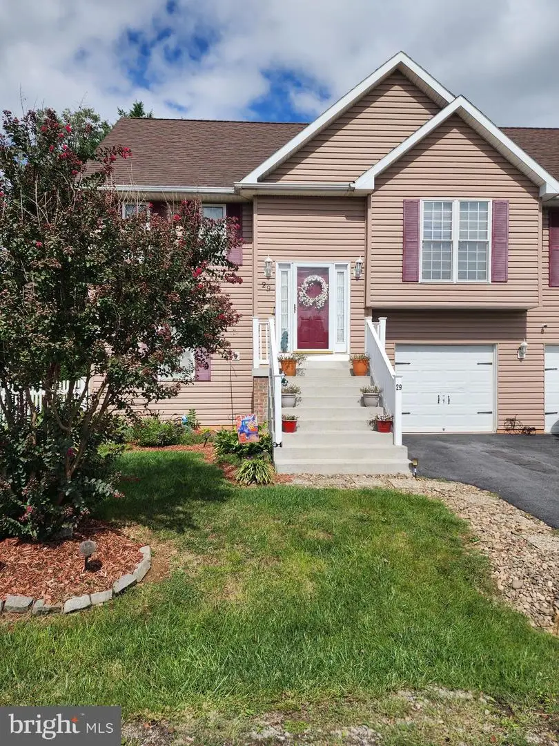 29 Clematis Ct, Martinsburg, WV 25401 - #2