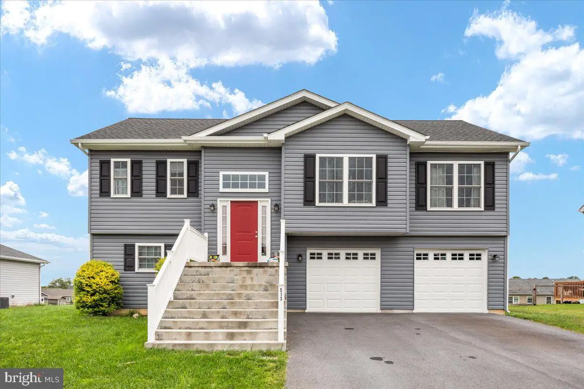 513 Duckwoods Ln, Martinsburg, WV 25403 - #1