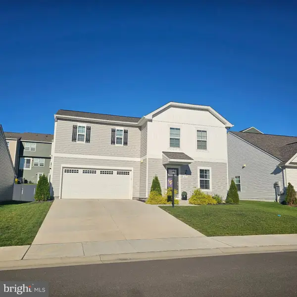 113 Ludgate Mnr, FALLING WATERS, WV 25419
