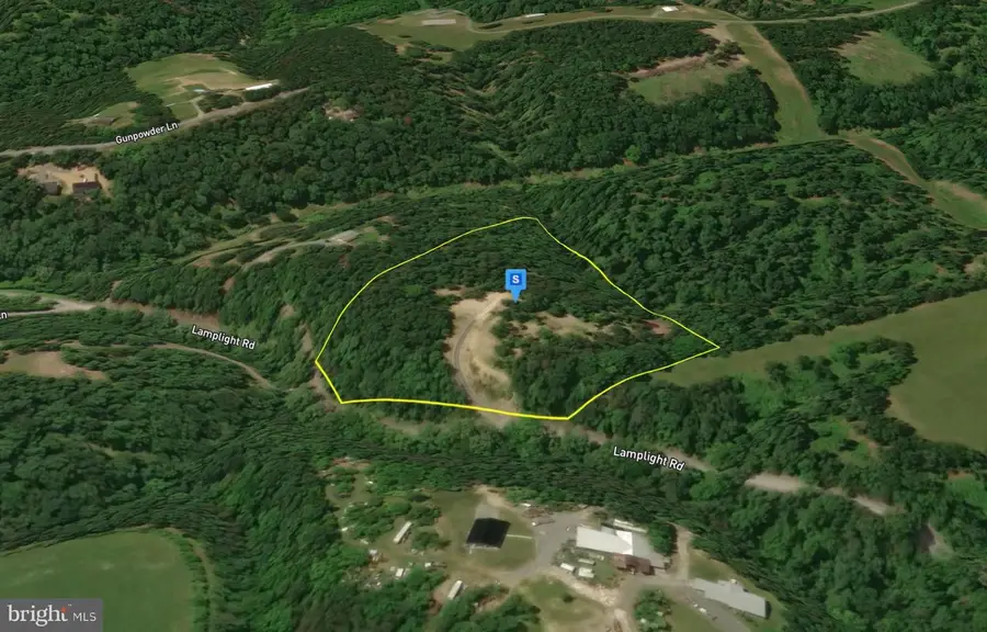 400 Lamplight Rd, Inwood, WV 25428 - #2