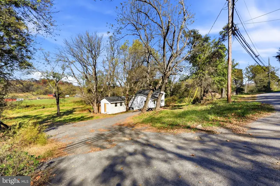 306 S Mary St, Hedgesville, WV 25427 - #3