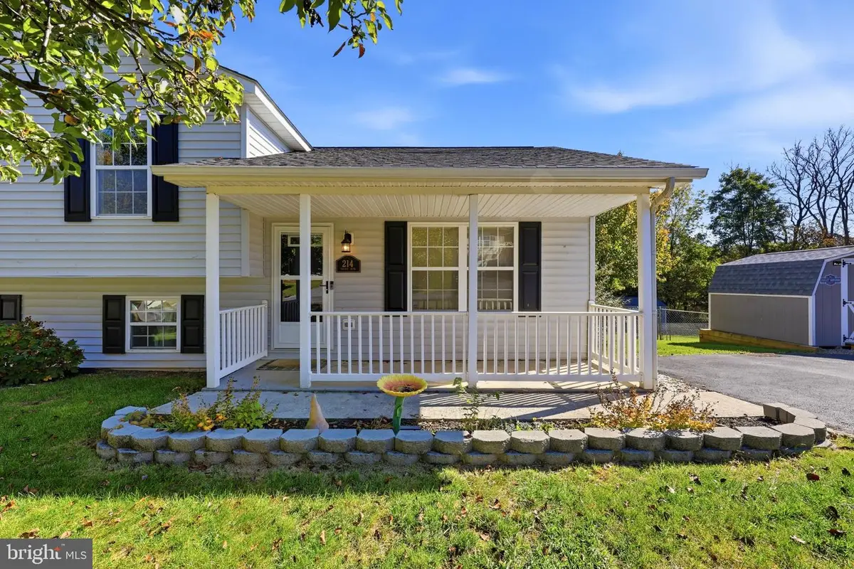 214 Pacific Blvd, Hedgesville, WV 25427 - #1