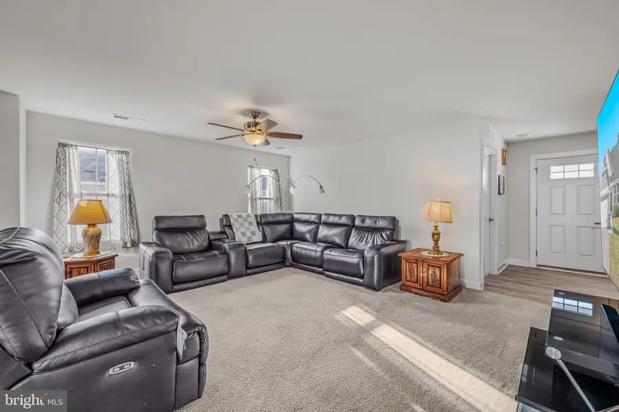 709 Switchgrass Ct, Bunker Hill, WV 25413 - #3