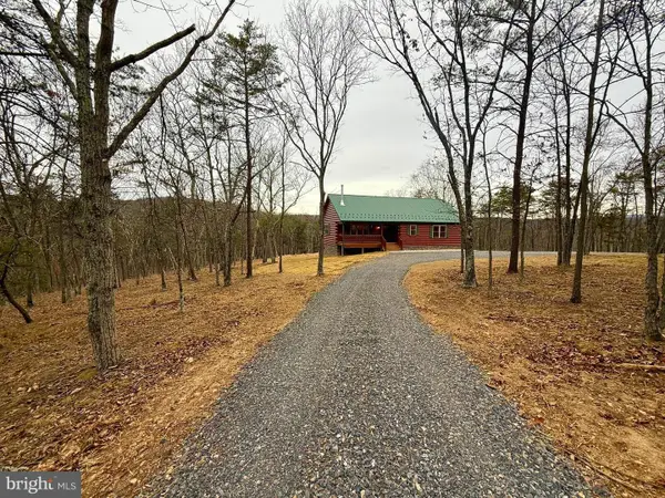 13 Hunrish Lane, MAYSVILLE, WV 26833