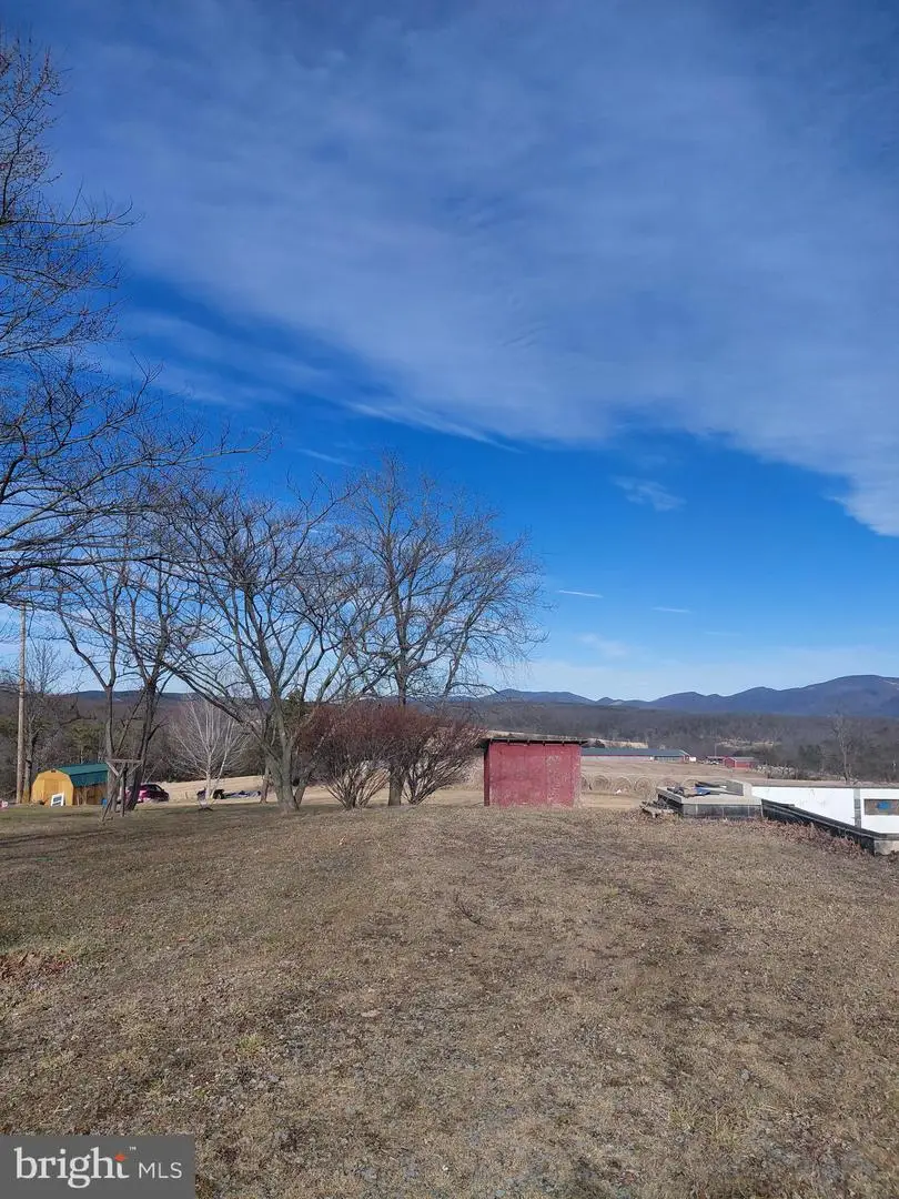 72 Beagle Boot Ln, Maysville, WV 26833 - #3