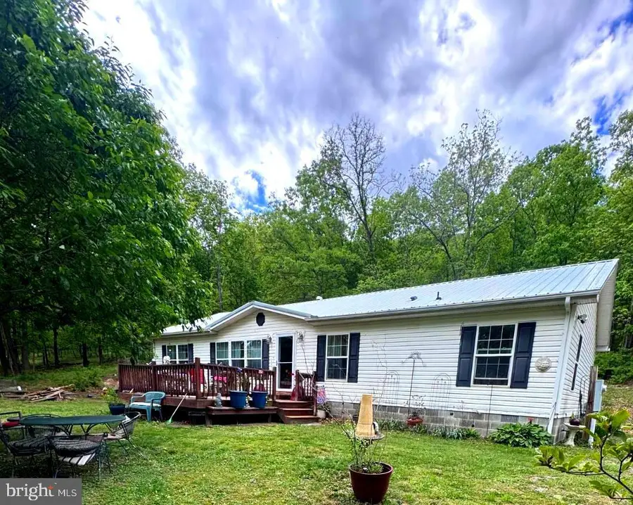 155 Foxdale Ln, Maysville, WV 26833 - #2