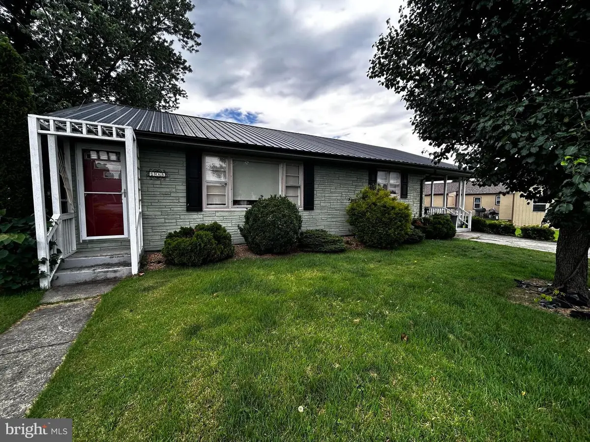105 Judy St, Petersburg, WV 26847 - #1