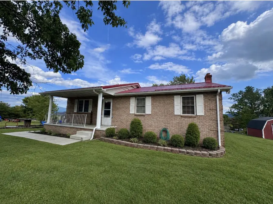 98 Noreaster Dr, Cabins, WV 26855 - #3