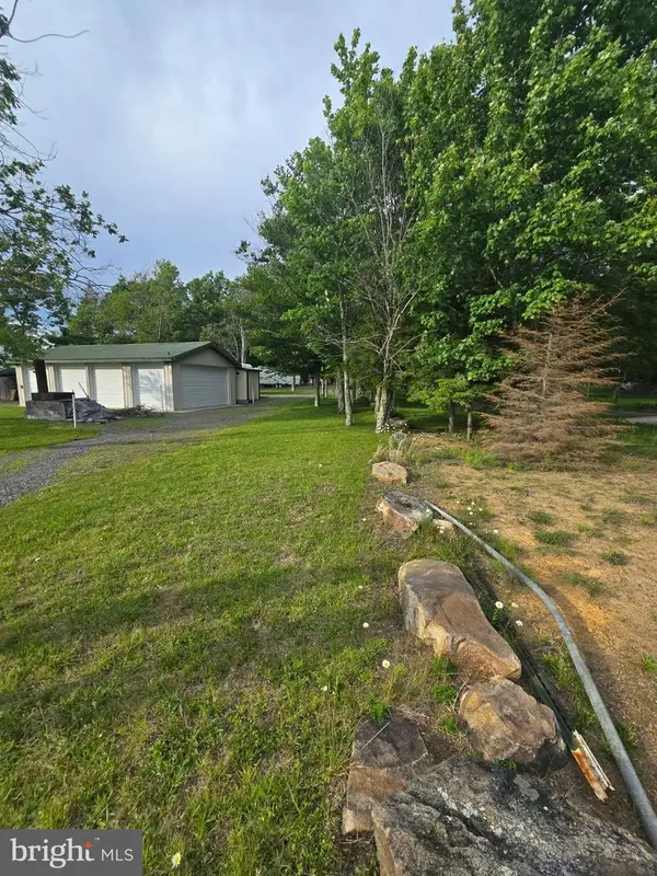 700 Paul Stahl Rd, MOUNT STORM, WV 26739