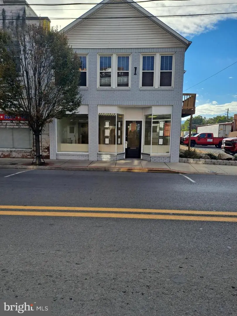 122 Main St, Moorefield, WV 26836 - Image #1