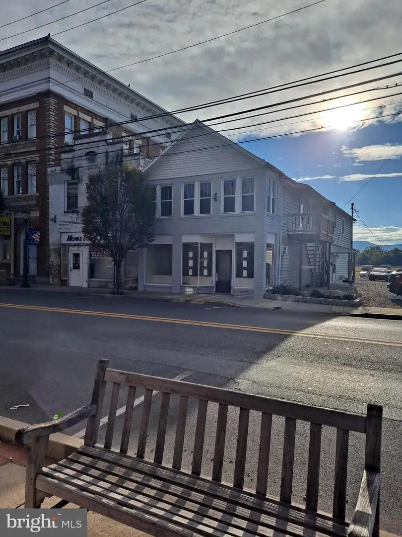 122 Main St, Moorefield, WV 26836 - Image #2