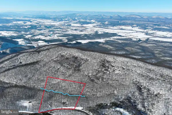 15 Ashton Woods, MOOREFIELD, WV 26836