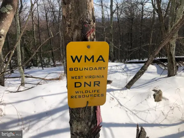 356 Ashton Woods, MOOREFIELD, WV 26836