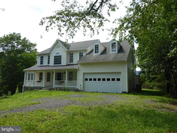 1285 Boggs Ln, MATHIAS, WV 26812