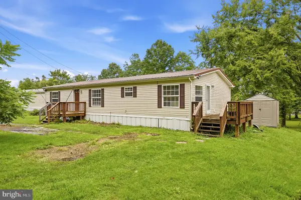659 N Mountain Rd, WARDENSVILLE, WV 26851