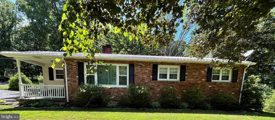 38 Oak Hill Rd, Moorefield, WV 26836 - #2