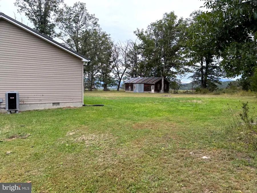 38 Prosperity Ln, Moorefield, WV 26836 - #3