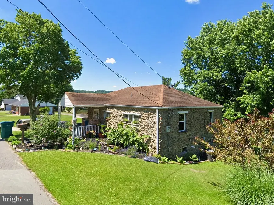 513 Glen Ave, Bridgeport, WV 26330 - #3