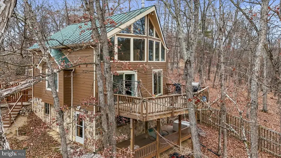 1944 Crossings View Rd, Paw Paw, WV 25434 - Image #2