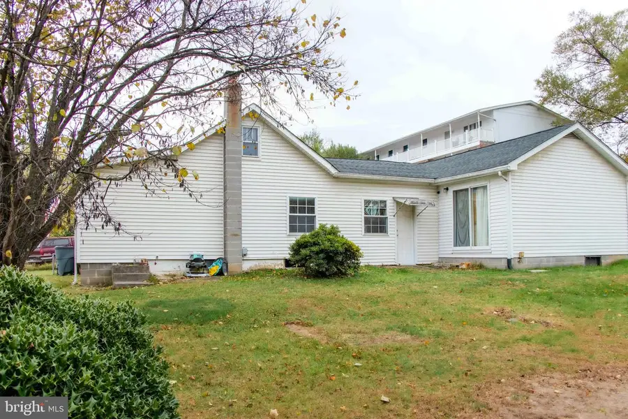 489 N Marsham St, Romney, WV 26757 - Image #2