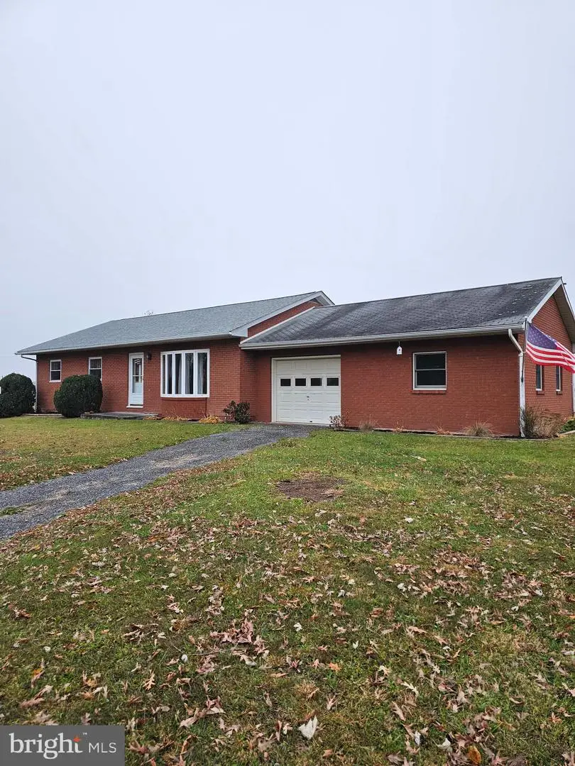 15462 Jersey Mountain Rd, Levels, WV 25431 - Image #1