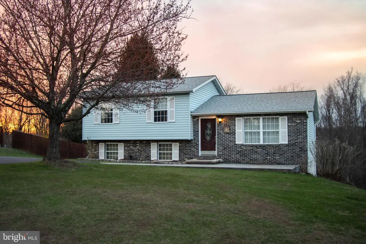 387 W Ridge Loop Rd, Romney, WV 26757 - #1