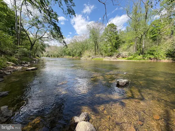 8.25 Ac Walnut Tree Ln, PAW PAW, WV 25434