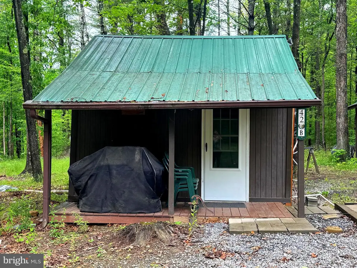 3668 Lake Ferndale Dr, Springfield, WV 26763 - #1