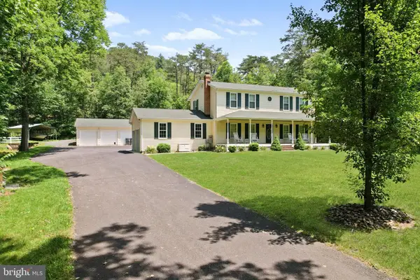 6180 Slanesville Pike Rd, POINTS, WV 25437