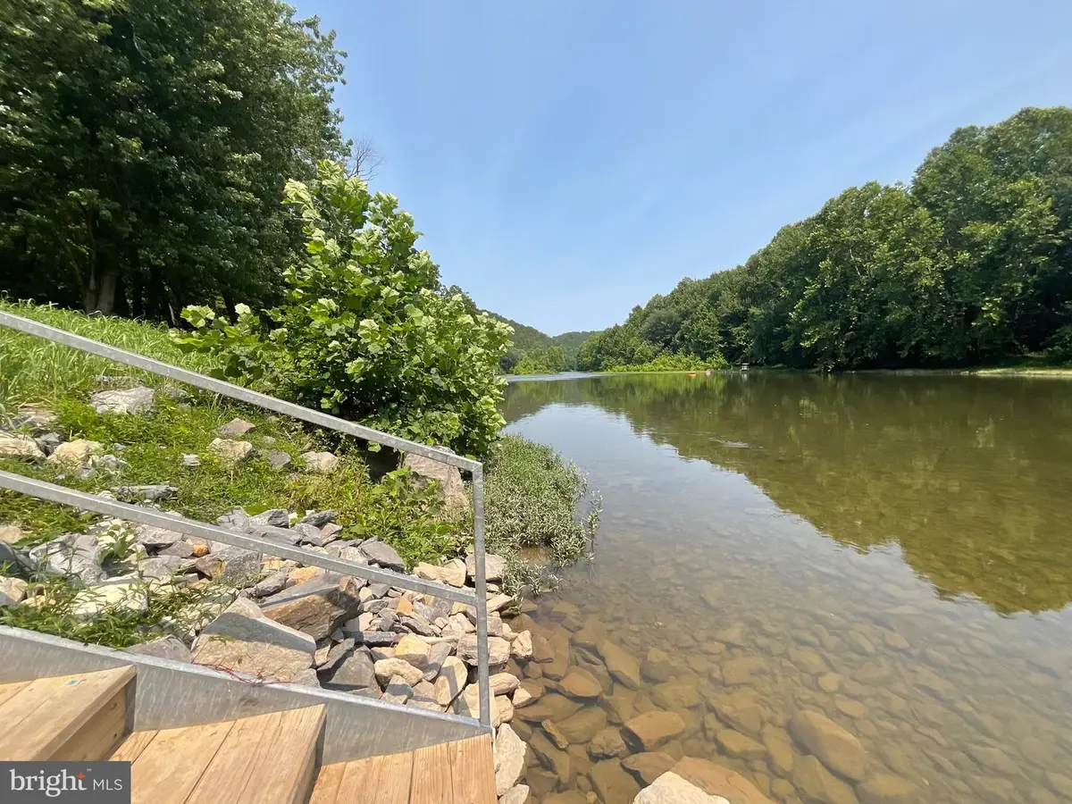 172 Majestic Ln, Springfield, WV 26763 - #1